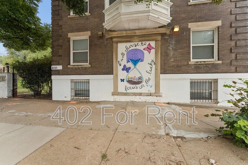 Omaha Condo: 210 South 24th Street - 304
