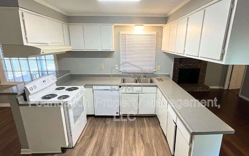 Memphis House: 3083 Dothan Street