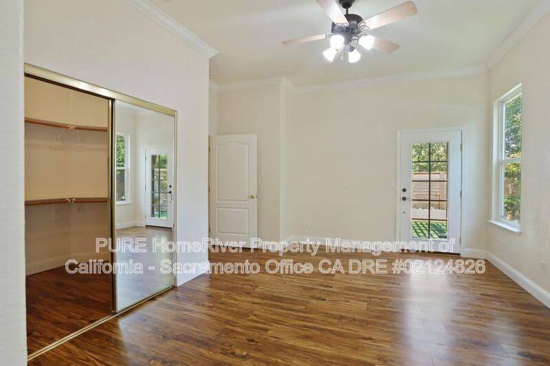 Gold River House: 12020 Gold Pointe Lane