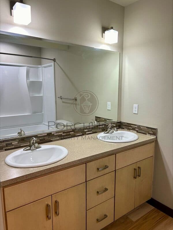 Everson Condo: 407 East Main Street - B