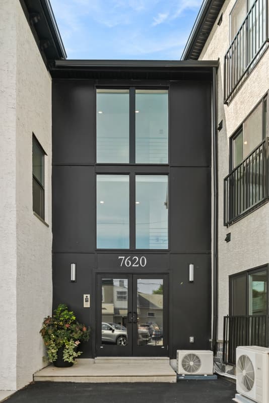 Philadelphia Condo: 7620 Ridge Avenue - 12