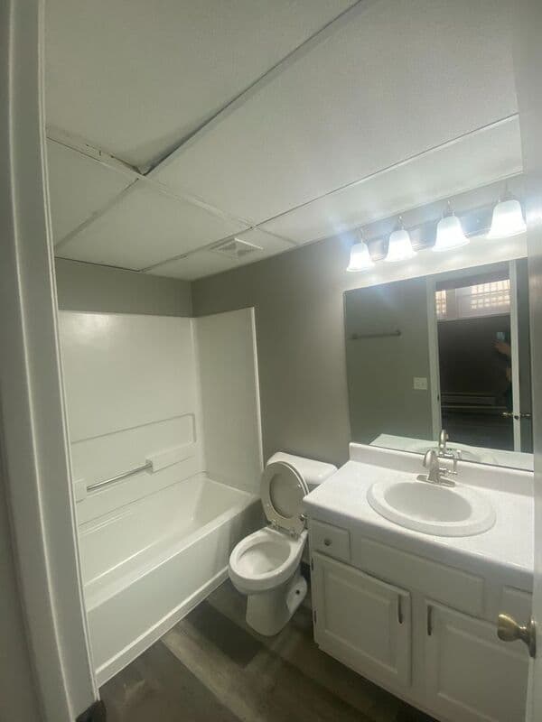 Omaha Condo: 5402 S. 77th Street