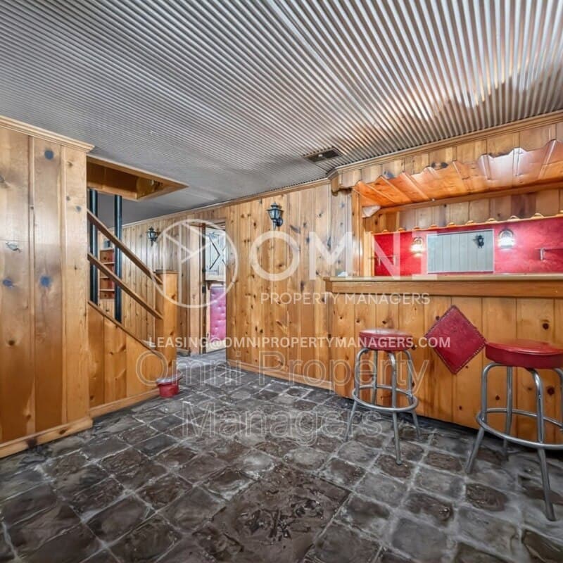 Detroit House: 11529 Roxbury St