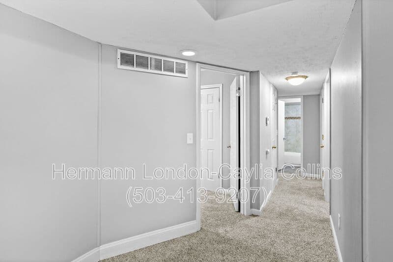 Florissant House: 2265 Grants Parkway