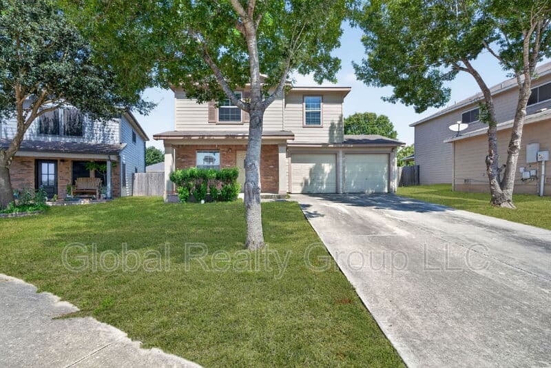 Cibolo House: 112 Willow View
