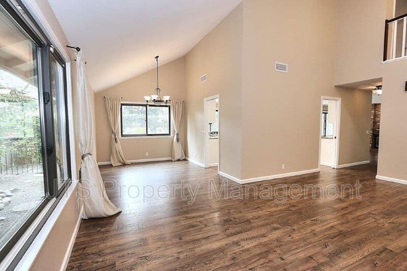 Gold River House: 2173 Roaring Camp Drive