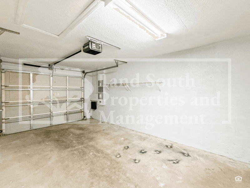 Lakeland House: 5527 Gaur Lane