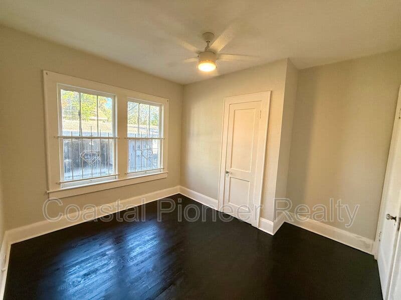 TAMPA Condo: 4015 N Seminole Ave