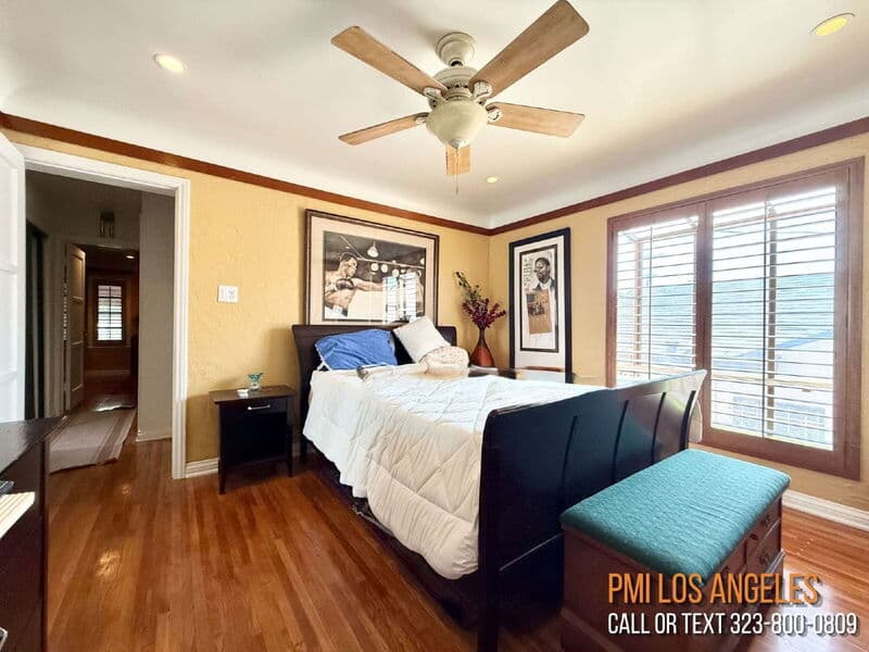 Los Angeles House: 6102 South Citrus Avenue