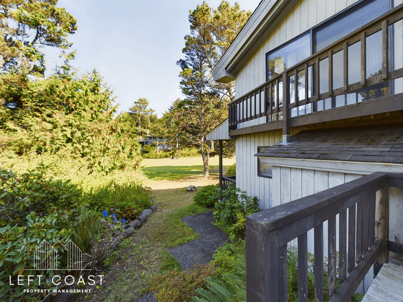 Lincoln City House: 132 Salishan Drive