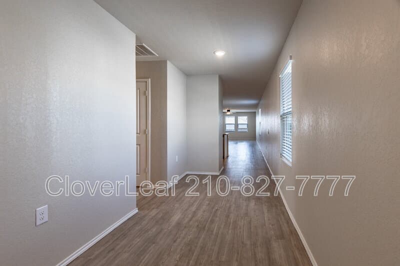 San Antonio House: 1403 Slice Parkway