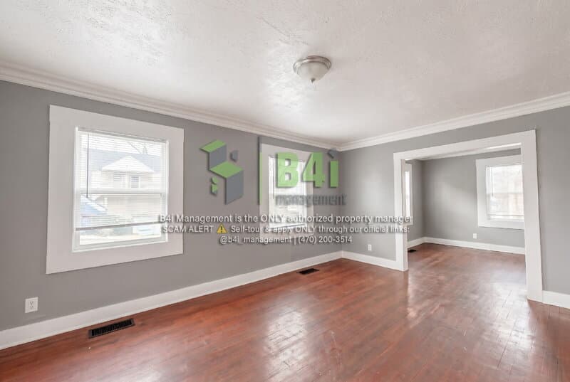 Columbus House: 800 Fulton Avenue