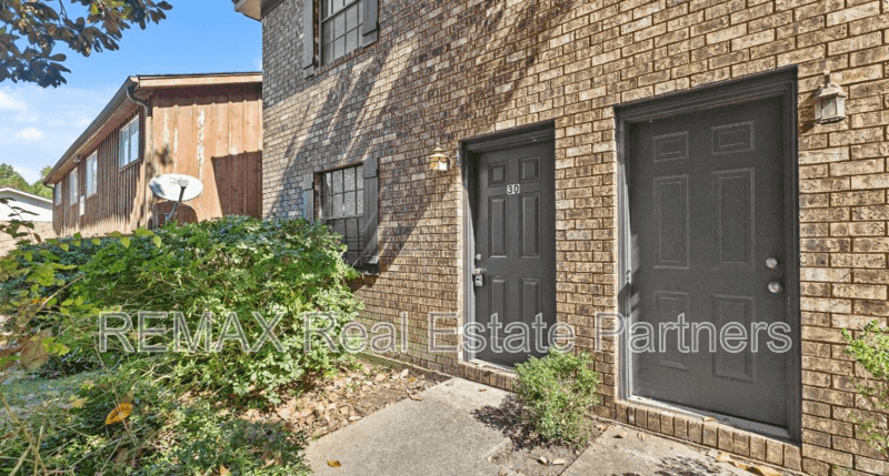 Hattiesburg Townhome: 4001 Mable St
