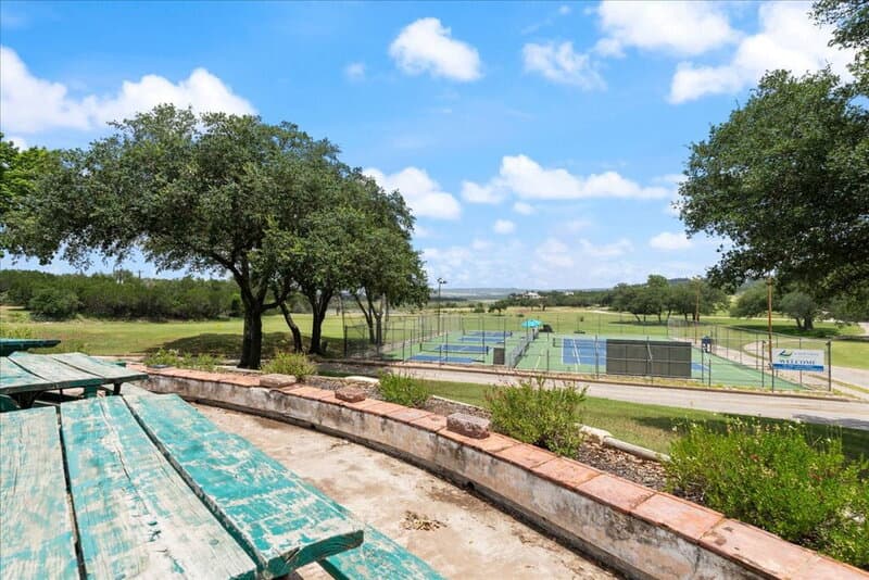 Lago Vista Condo: 5800 Club House Drive A