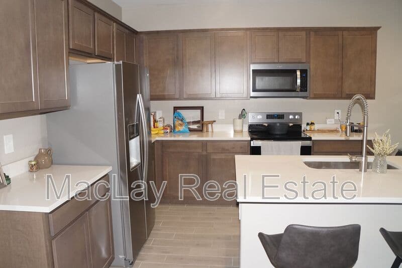 San Tan Valley House: 1349 W Highland rd