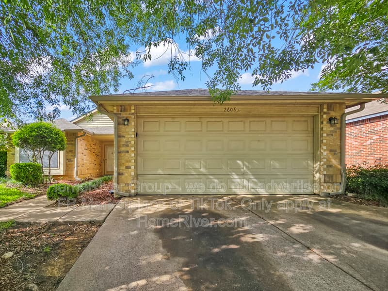 Fort Worth House: 2609 Galemeadow Dr