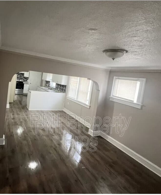 Milwaukee House: 4678 N 49th St