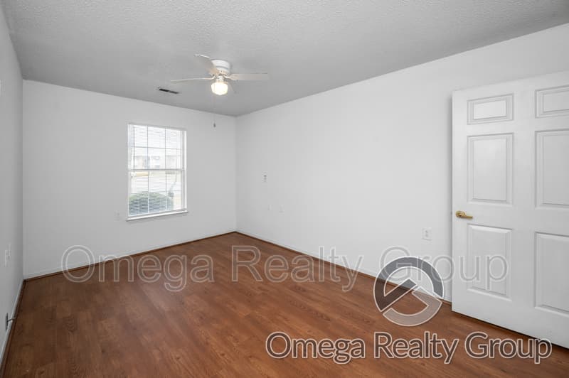 Columbiana Condo: 100 Egg And Butter Rd