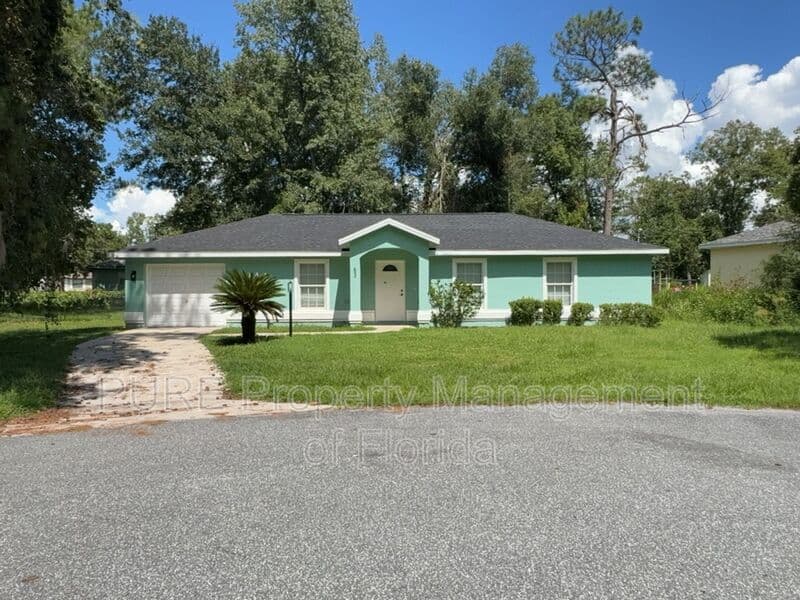 Ocala House: 53 Pecan Run Dr