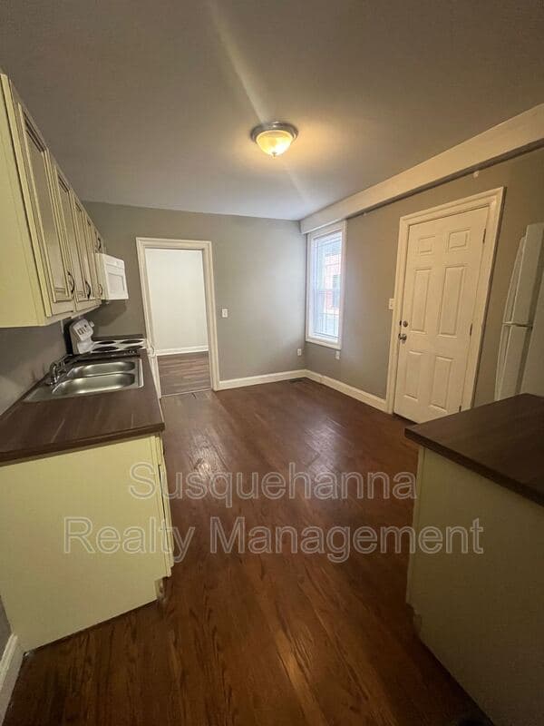 Lancaster Condo: 220 N. Plum Street