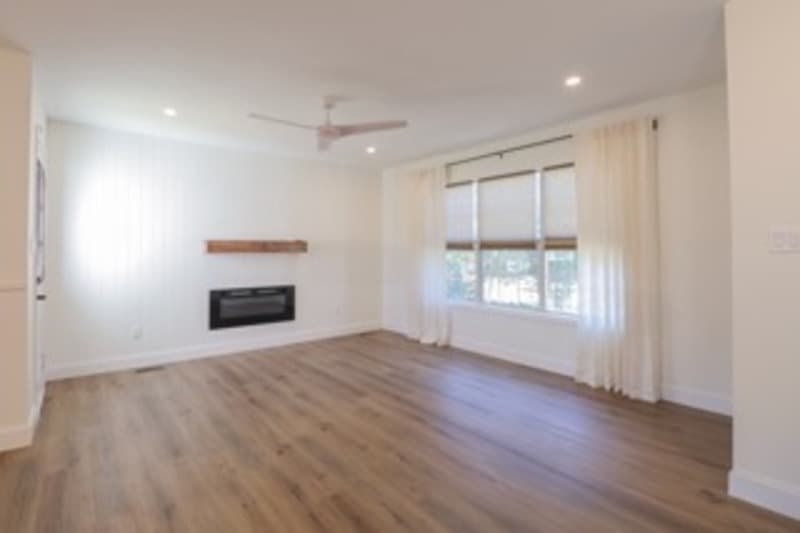Greenville House: 18 Warren Court