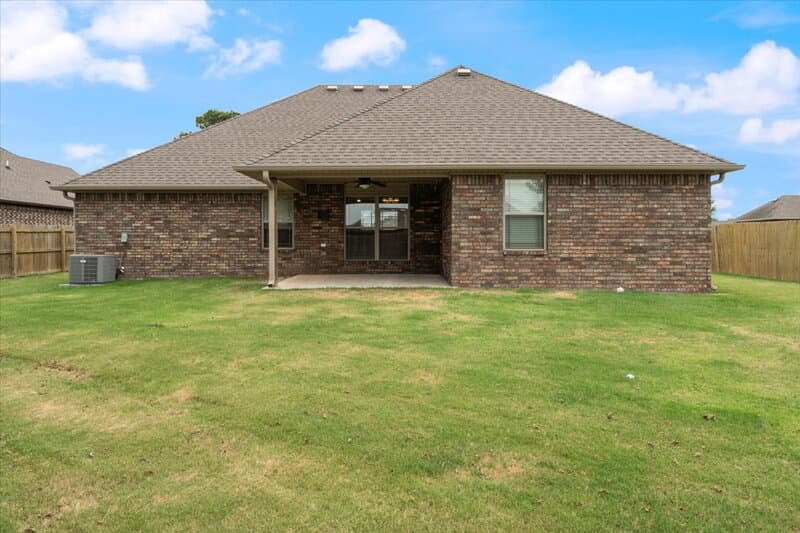 Pea Ridge House: 205 Ross Salvage Road
