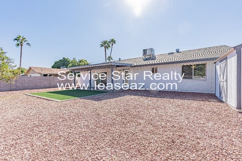 Tempe House: 2514 E Pebble Beach Dr