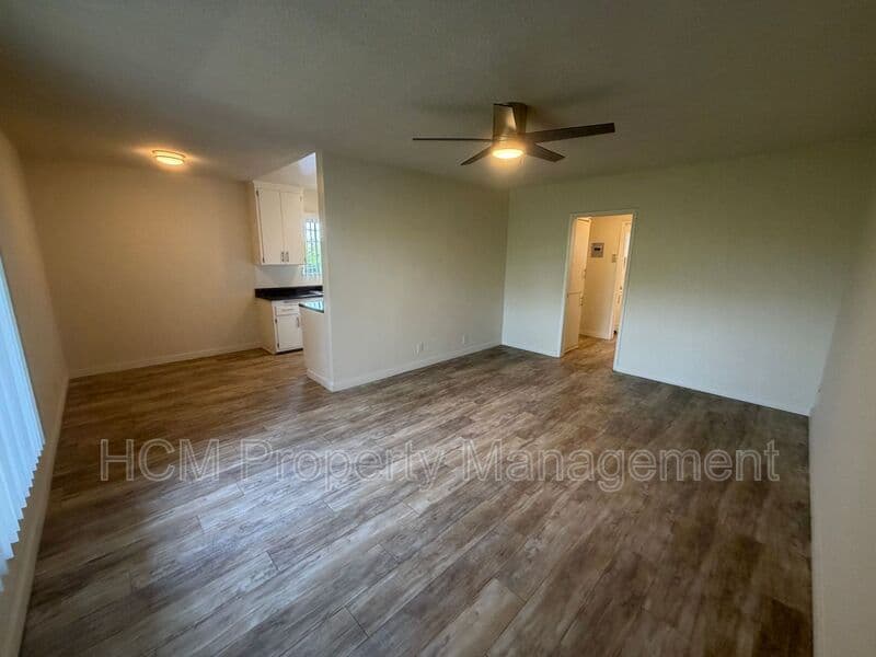 Culver City House: 4714 S. Slauson Ave