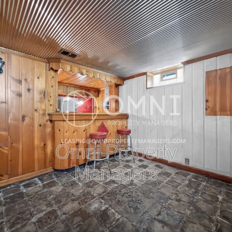 Detroit House: 11529 Roxbury St