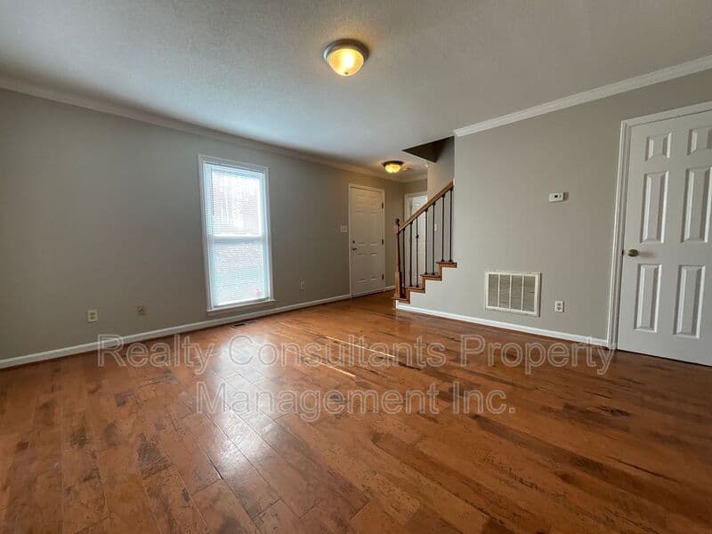 Greensboro House: 123 Arcaro Drive