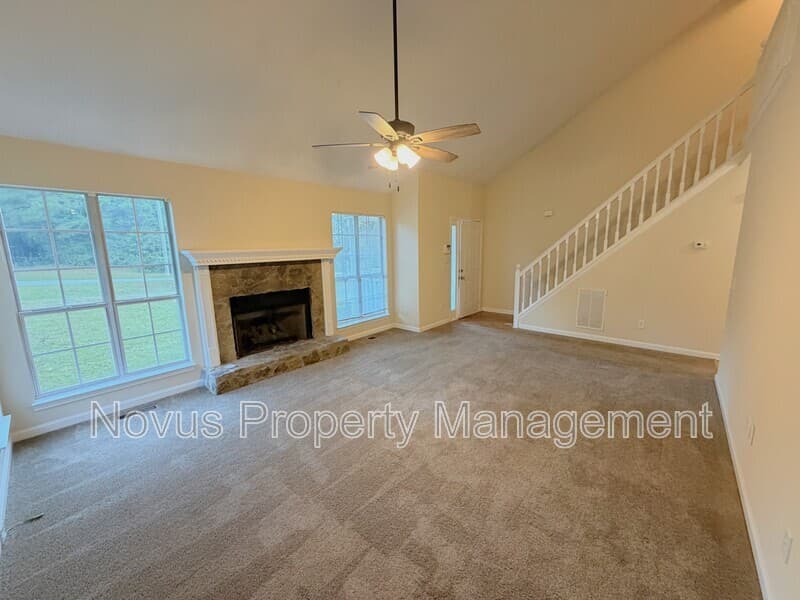 Villa Rica House: 81 Abbotsford Drive