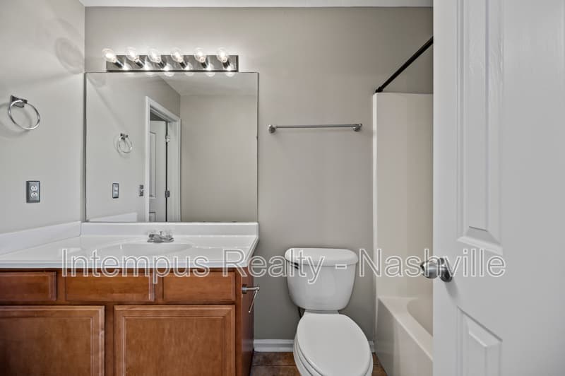Murfreesboro Townhome: 415 Shoshone Pl