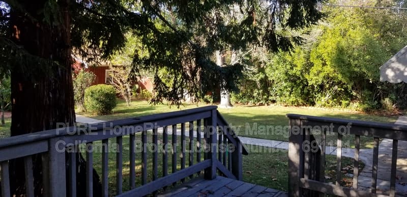 Sacramento House: 2571 Ione St