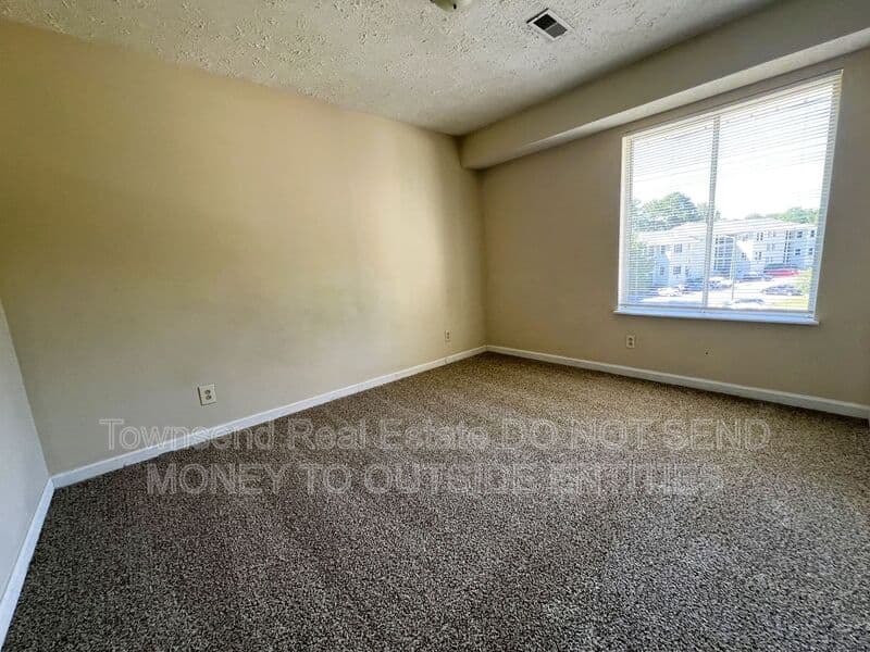 Fayetteville House: 3355 Galleria Drive