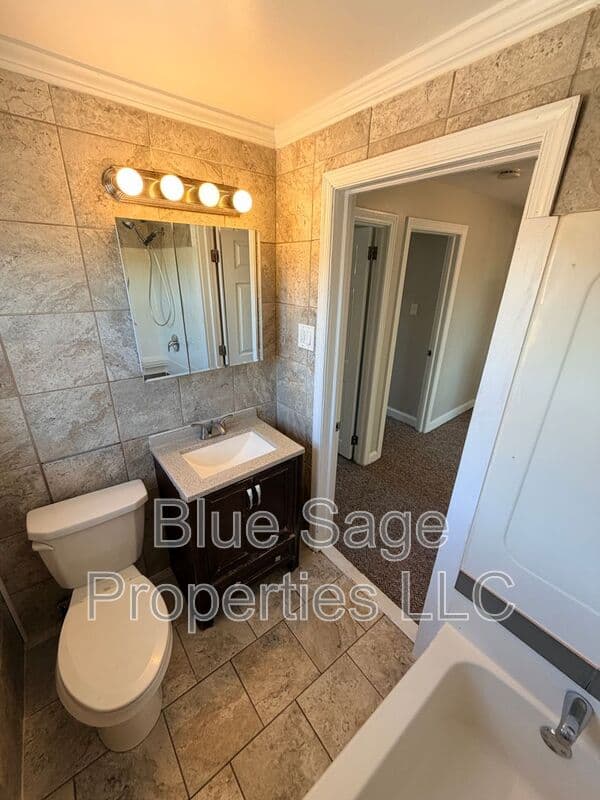 Ridley Park Townhome: 600 Michell St