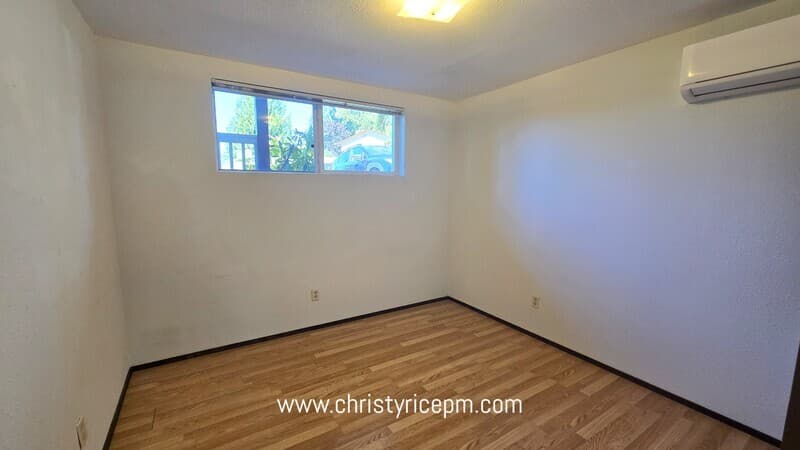 Bellevue House: 13709 SE 23rd St