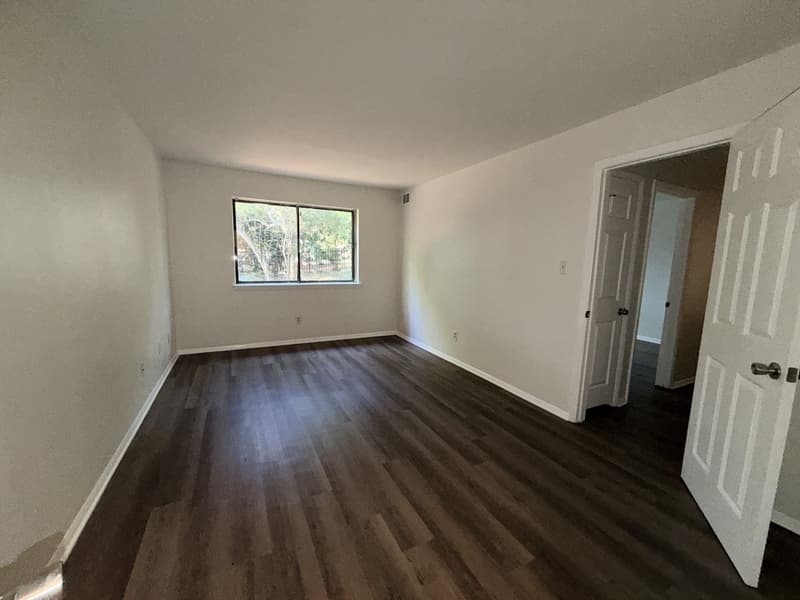 Raleigh Condo: 1004 SANDLIN PL