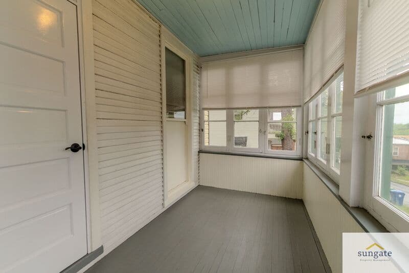 Baltimore Condo: 2900 E Strathmore Ave
