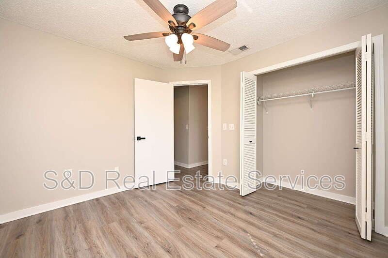 Lakeland House: 2118 Sandy Hook