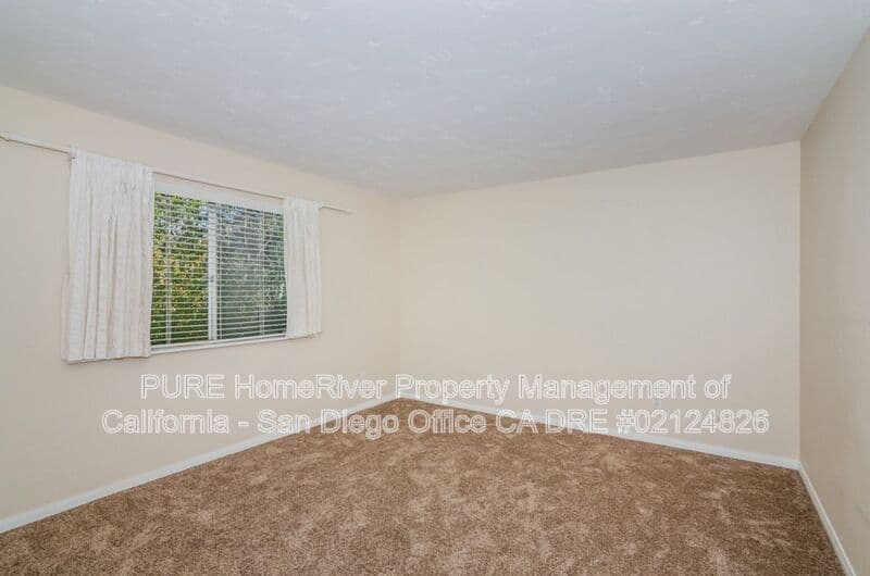 Encinitas House: 155 Rosebay Dr