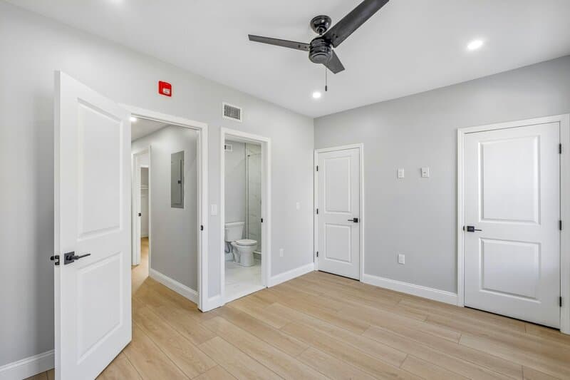 Philadelphia Condo: 617 South 8th Street - 2