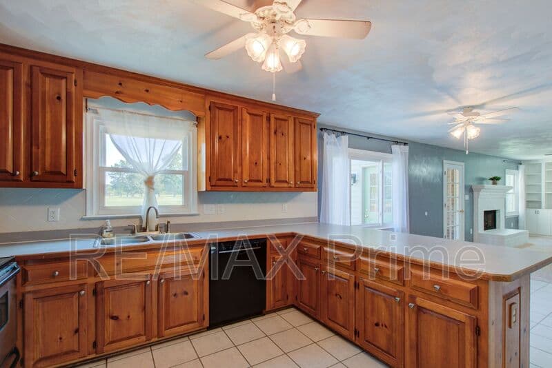 Chesapeake House: 427 Las Gaviotas Boulevard
