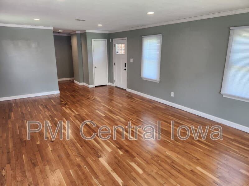 Des Moines House: 1234 Herold Avenue