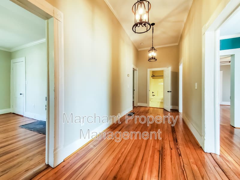 Greenville House: 1 Mission Street
