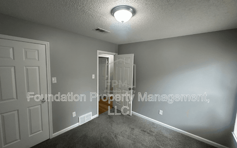 Cordova House: 1491 Appling Wood Cove South