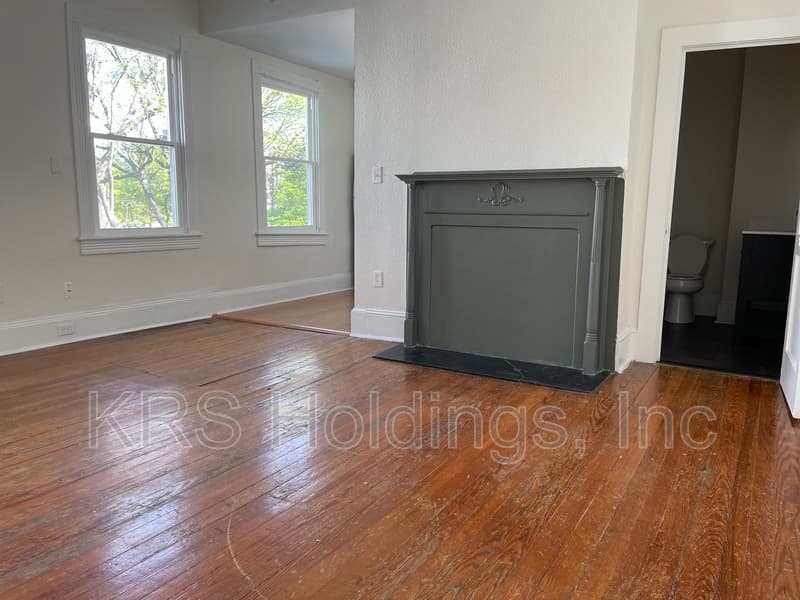 Portsmouth Condo: 423 London Street Apt
