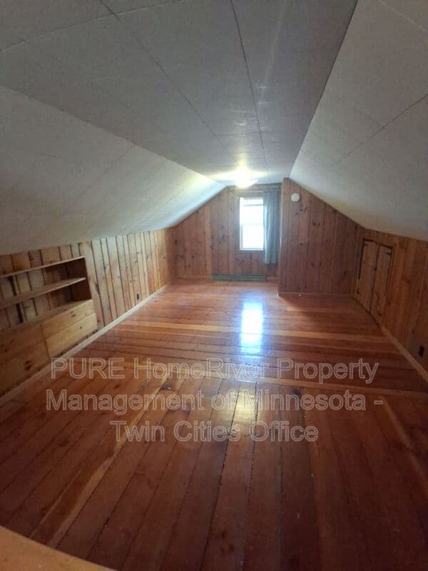 Saint Louis Park House: 2632 Toledo Avenue S