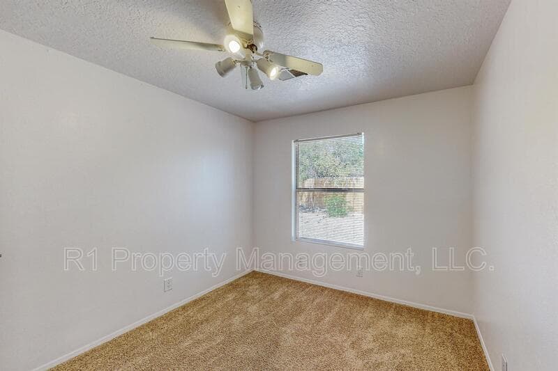 Rio Rancho House: 1729 Chamisa Road Northeast