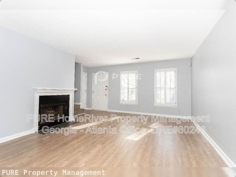 Duluth Townhome: 3554 Knotsberry Ln