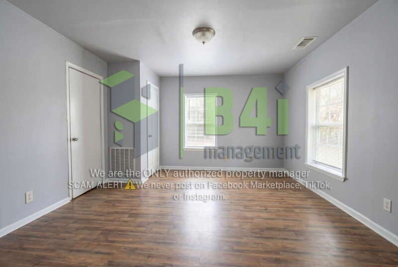 LaGrange House: 934 Motley Street